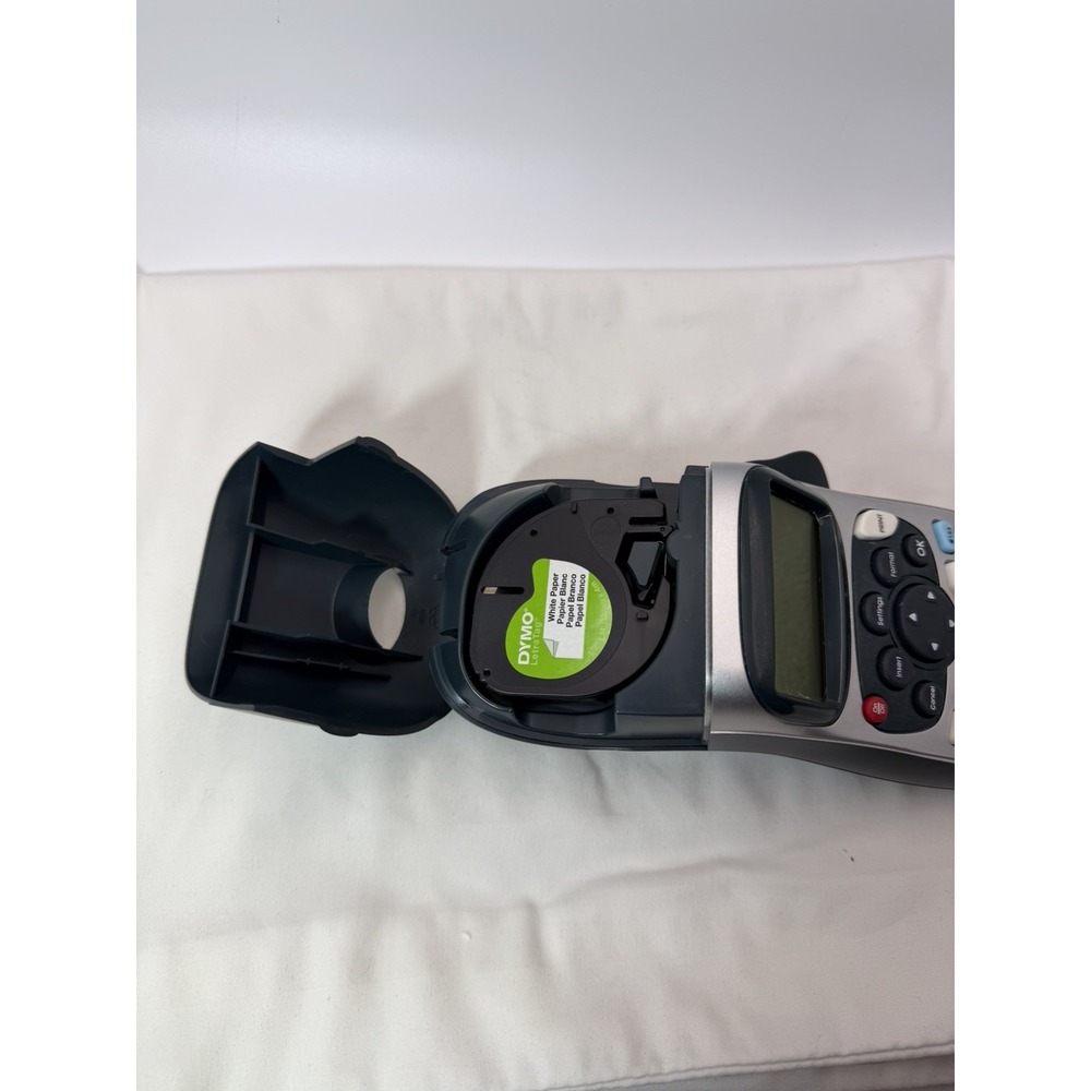 Dynamo LetraTag, Handheld Label Maker Battery Operated - Picture 4 of 6